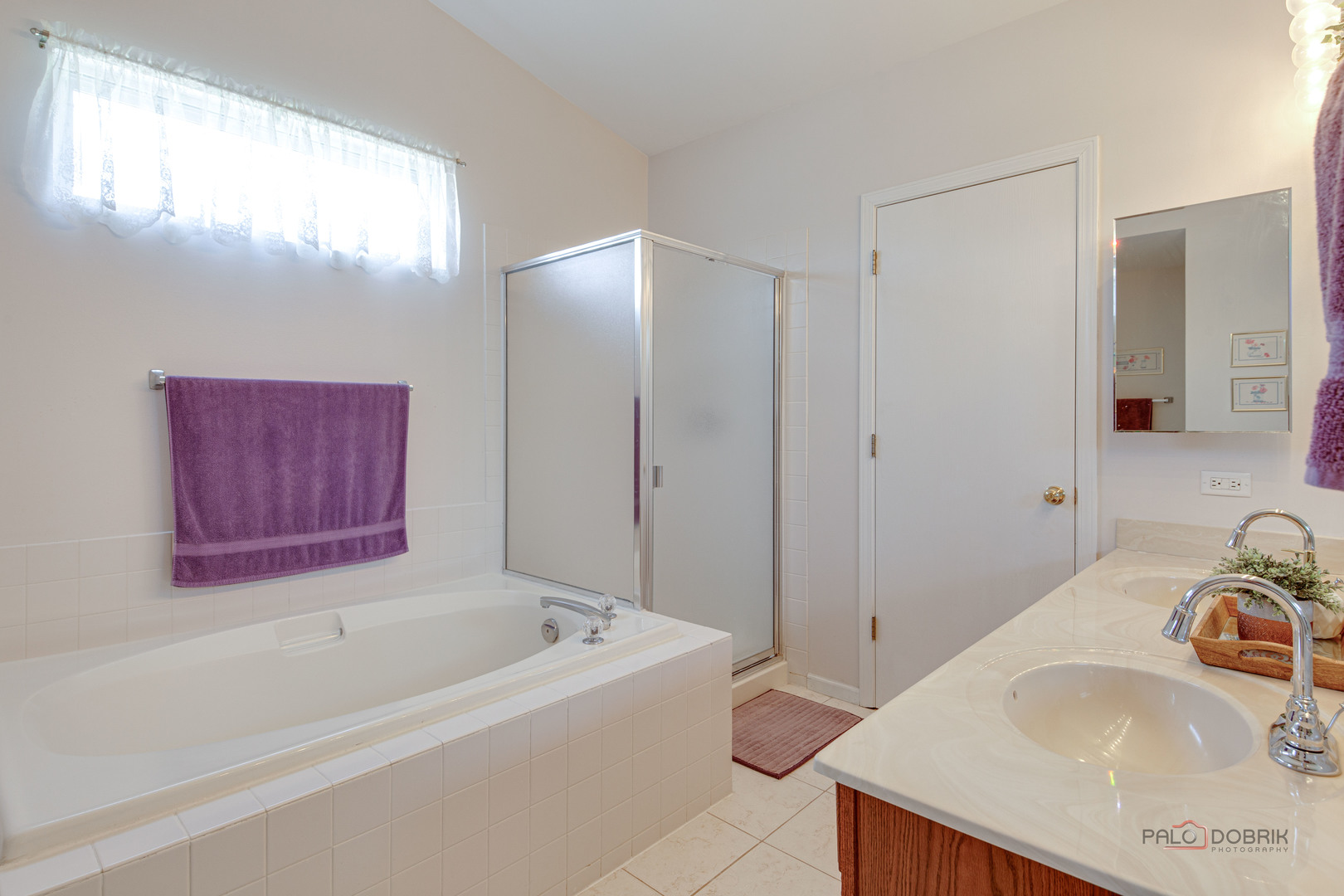 4482 W TUCKER Lane, Waukegan, IL 60085