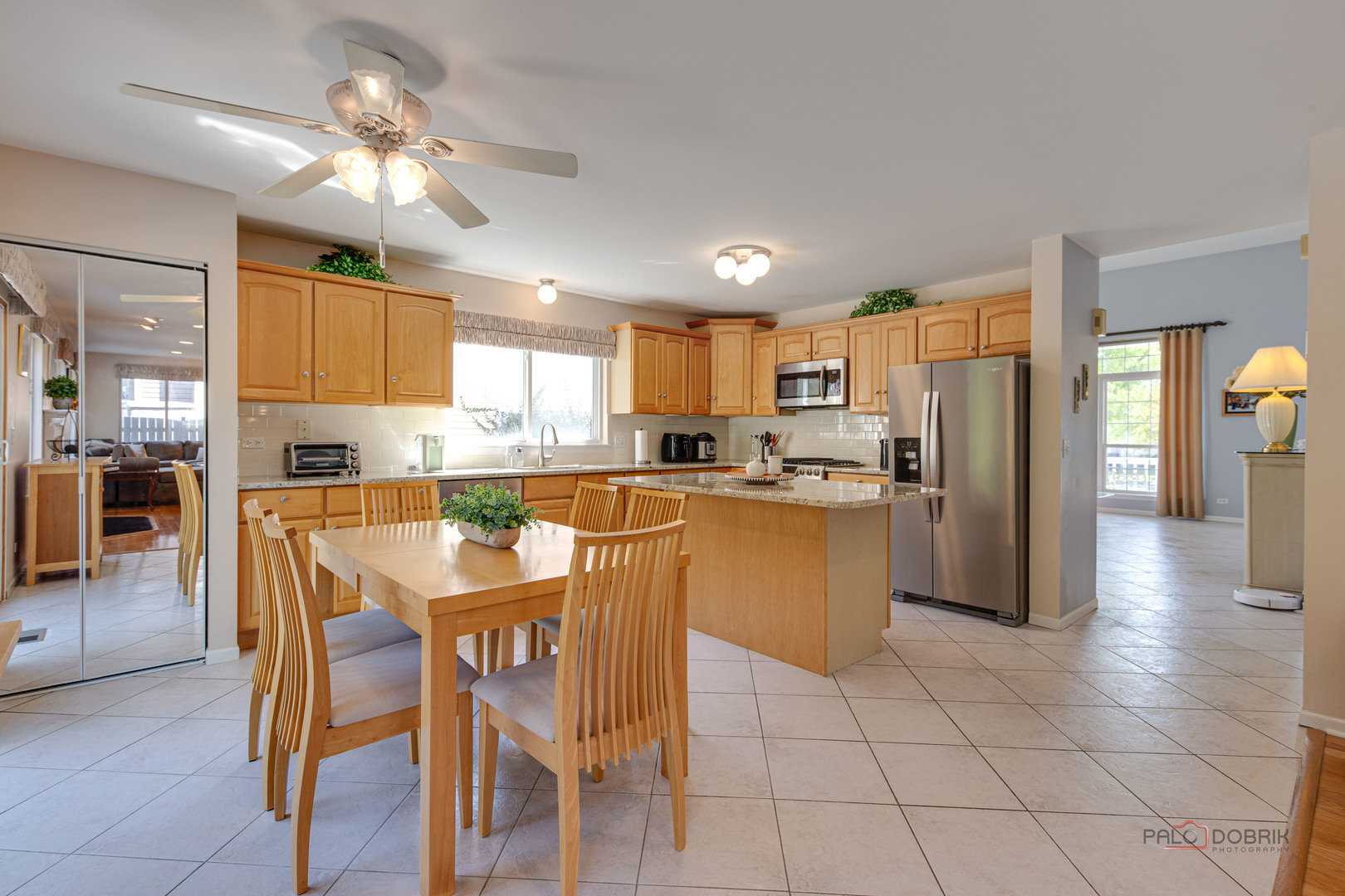 4482 W TUCKER Lane, Waukegan, IL 60085
