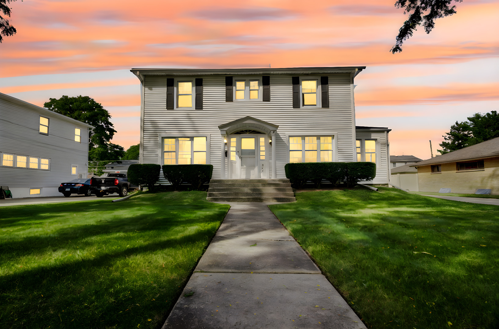 964 Woodlawn Avenue, Des Plaines, IL 60016