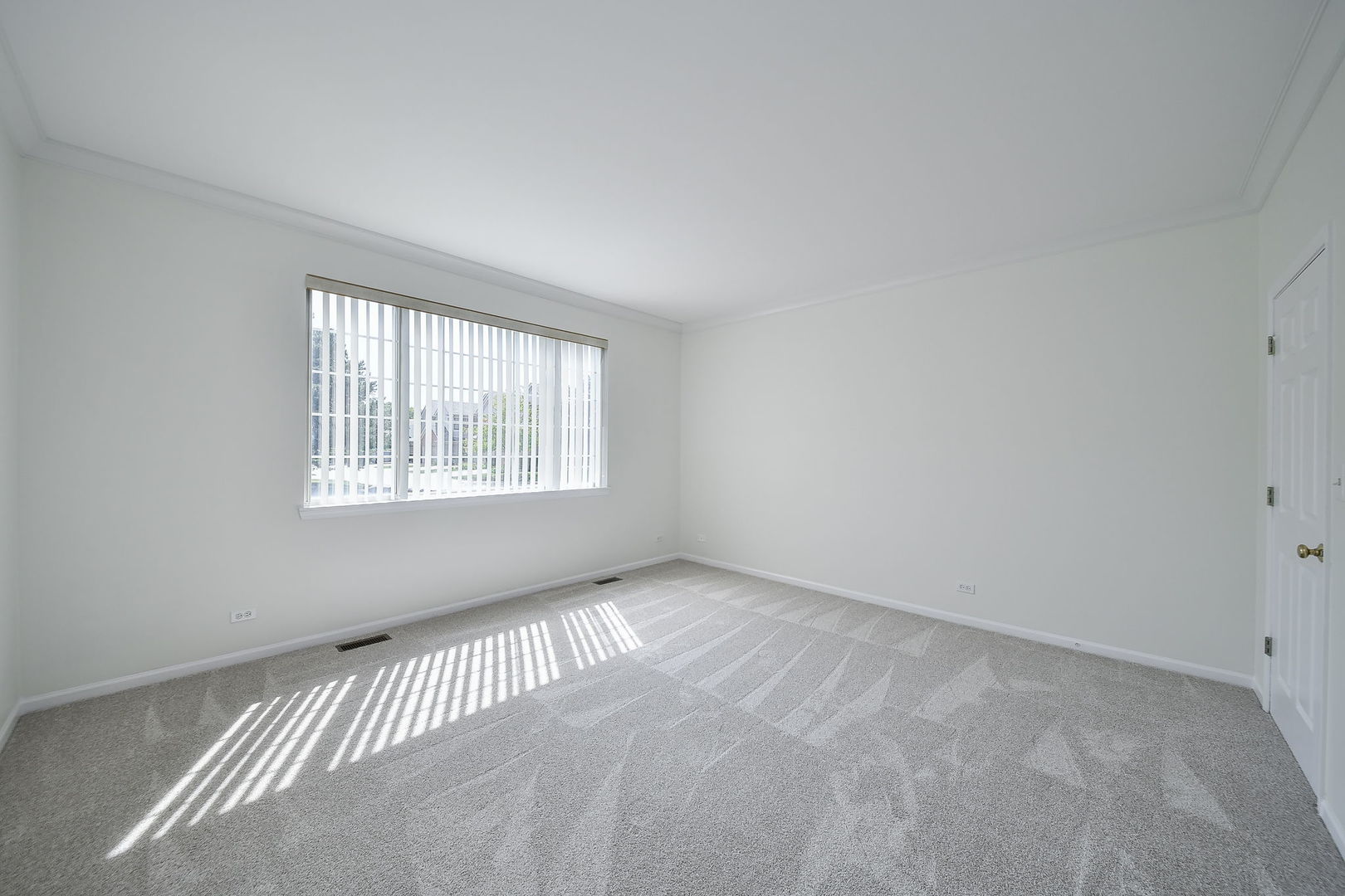 279 BLUE SPRUCE Lane #0, Glendale Heights, IL 60139