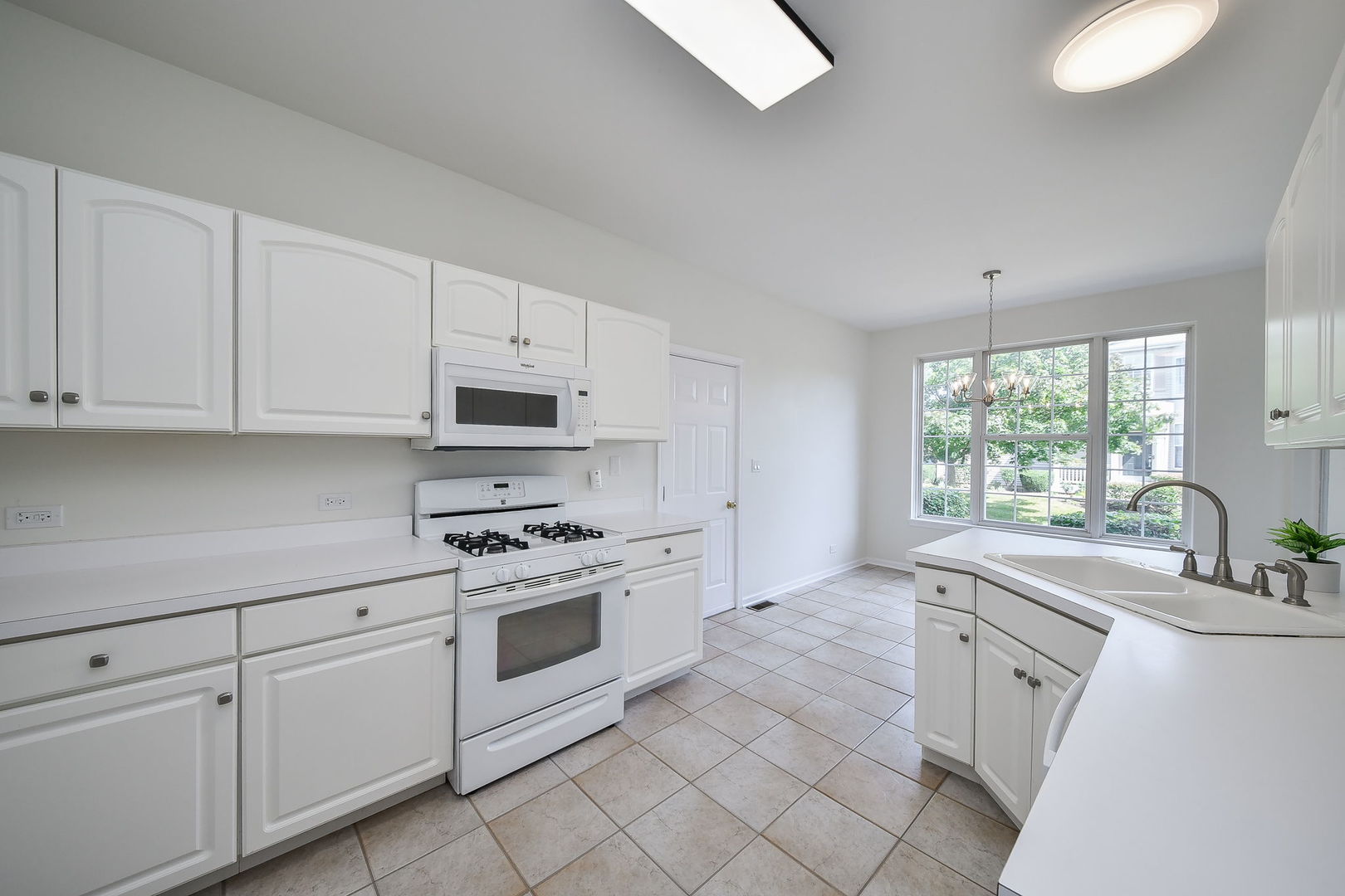 279 BLUE SPRUCE Lane #0, Glendale Heights, IL 60139