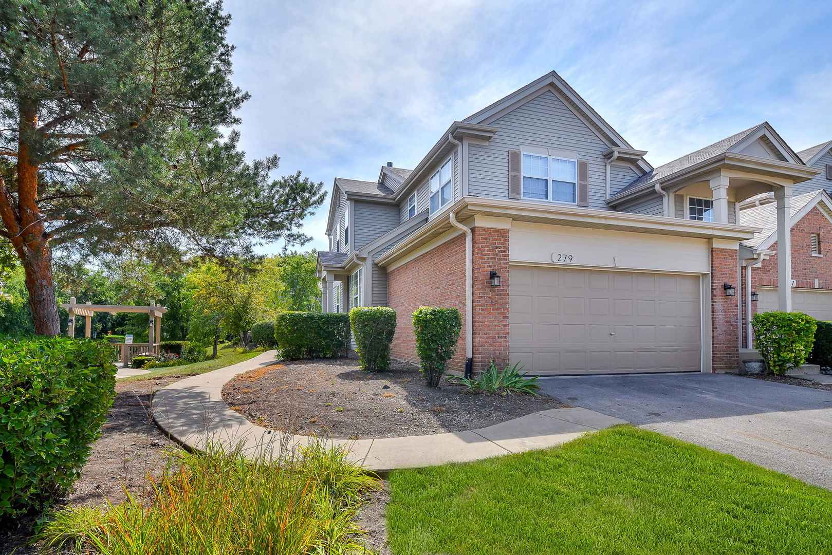 279 BLUE SPRUCE Lane #0, Glendale Heights, IL 60139