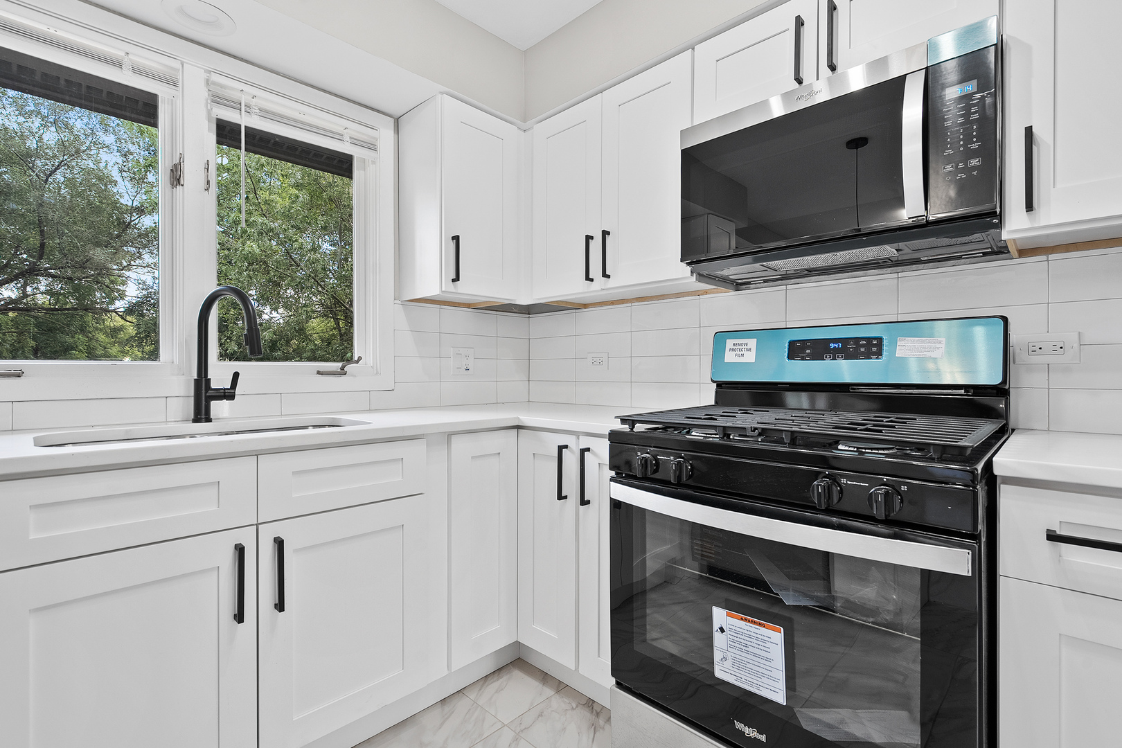 1245 WINAKI Trail, Algonquin, IL 60102