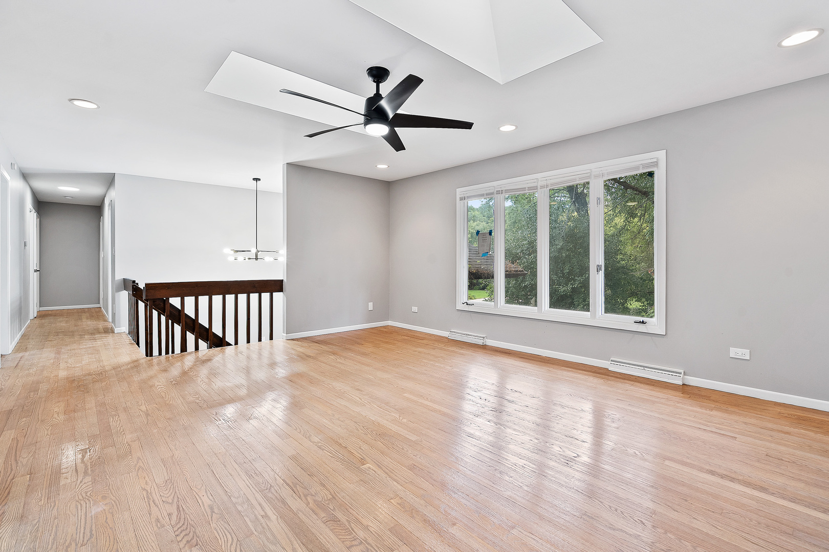 1245 WINAKI Trail, Algonquin, IL 60102