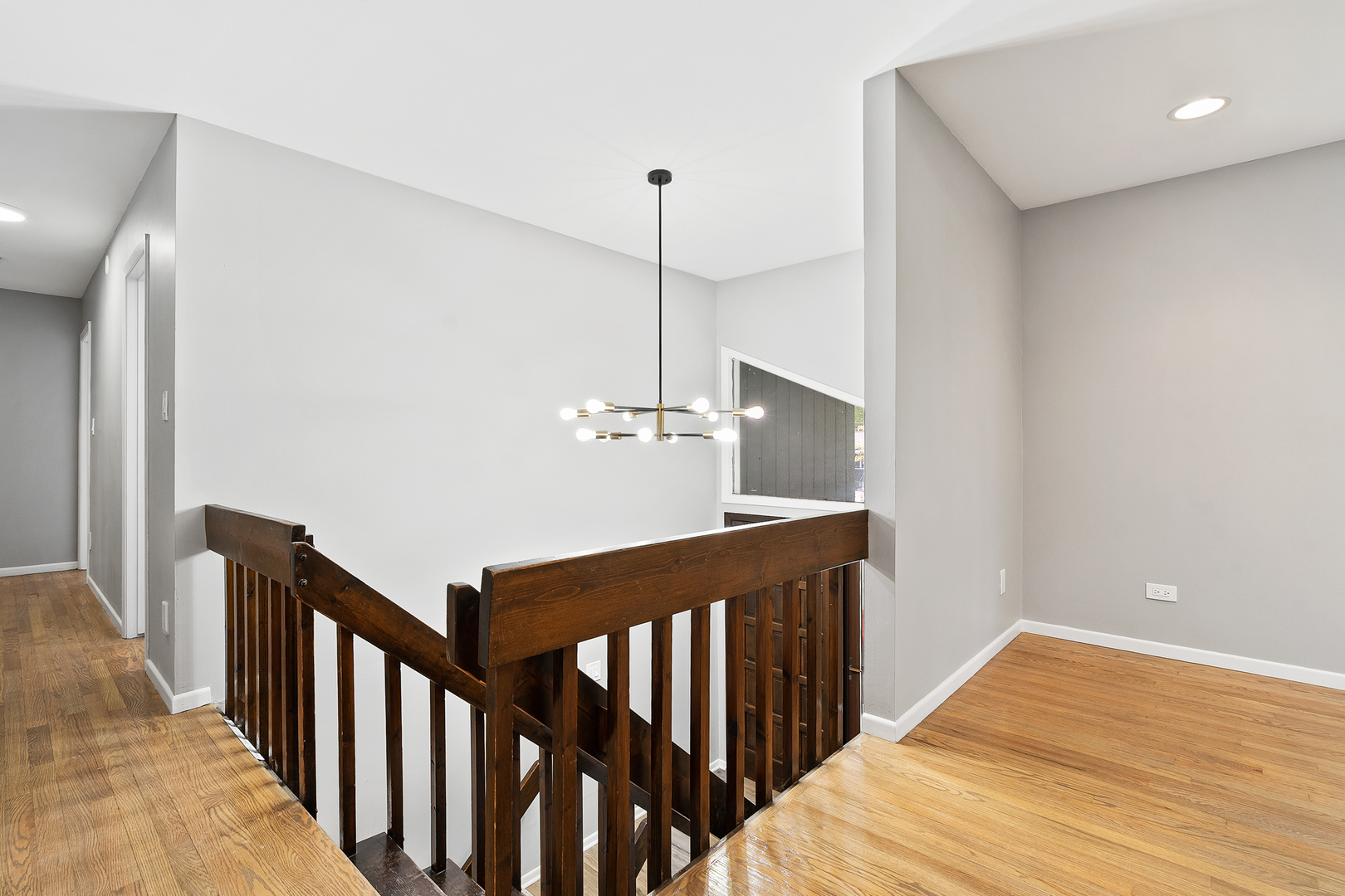 1245 WINAKI Trail, Algonquin, IL 60102
