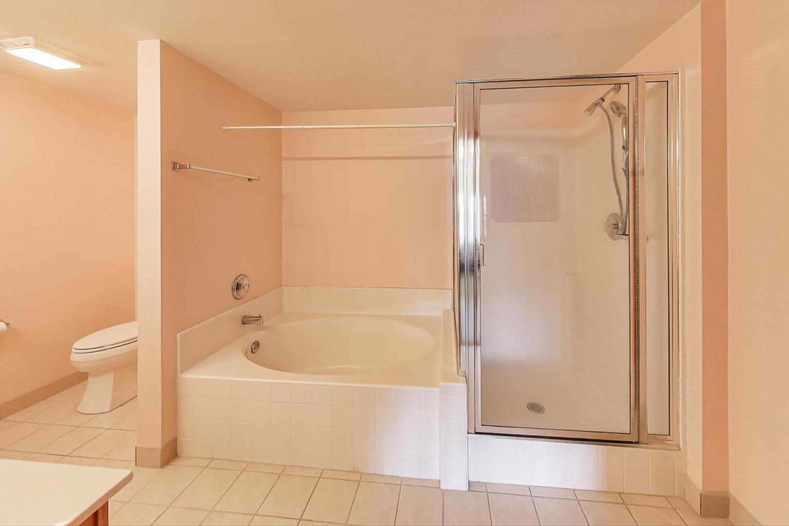 1200 S Prospect Avenue #108, Elmhurst, IL 60126