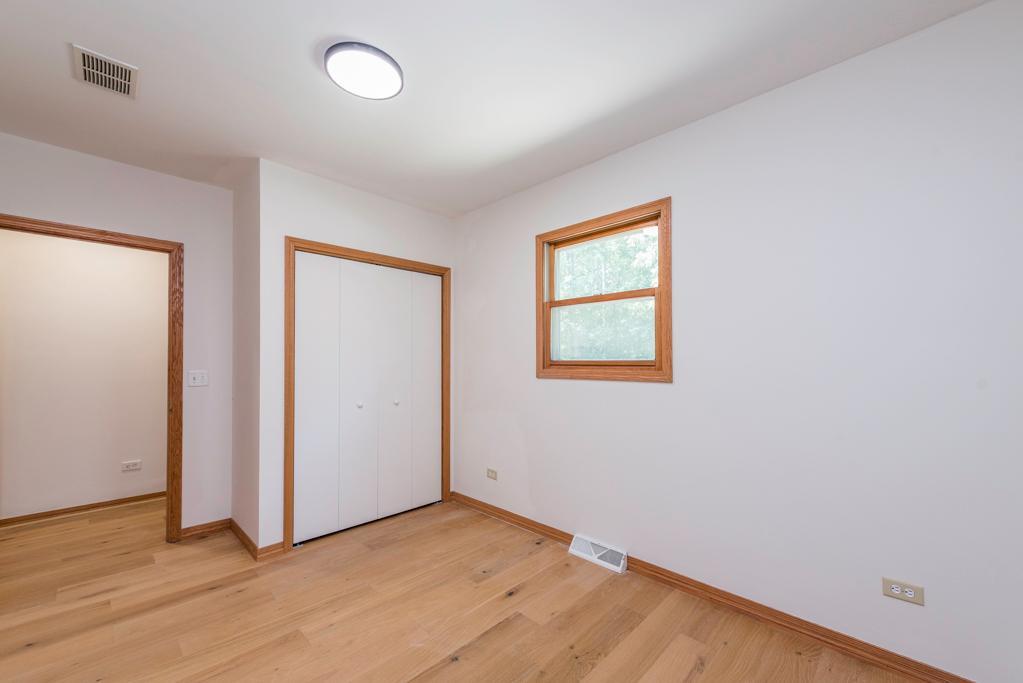 11279 W Russell Road, Winthrop Harbor, IL 60096