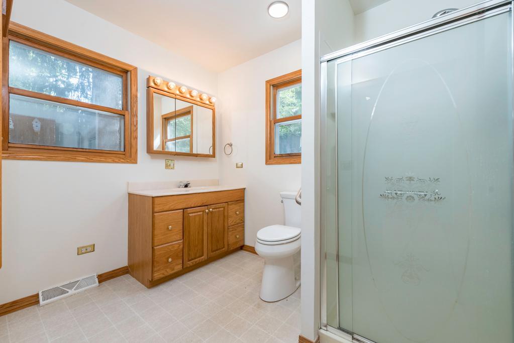 11279 W Russell Road, Winthrop Harbor, IL 60096