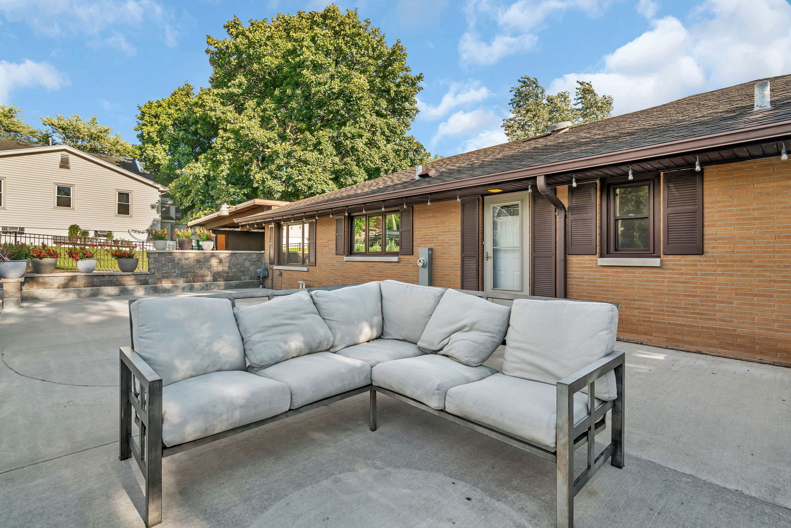 206 DAGGETT Avenue, Lockport, IL 60441