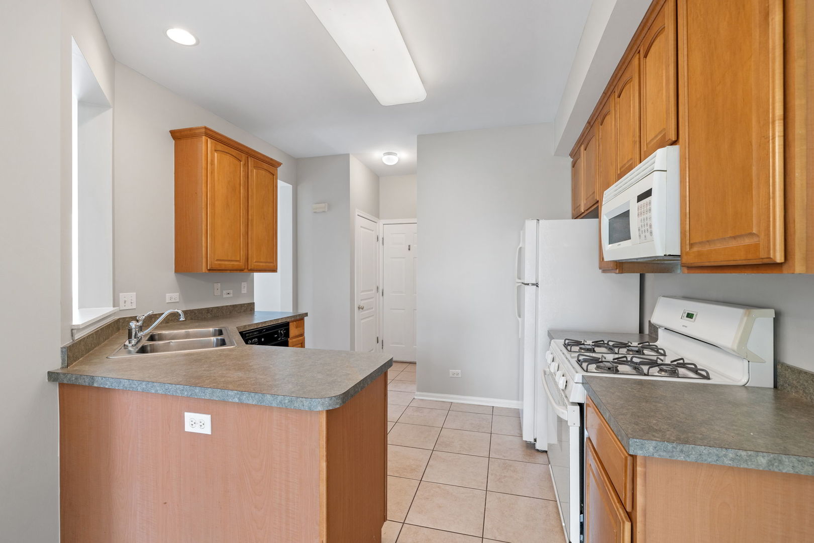 3174 Bromley Lane, Aurora, IL 60502