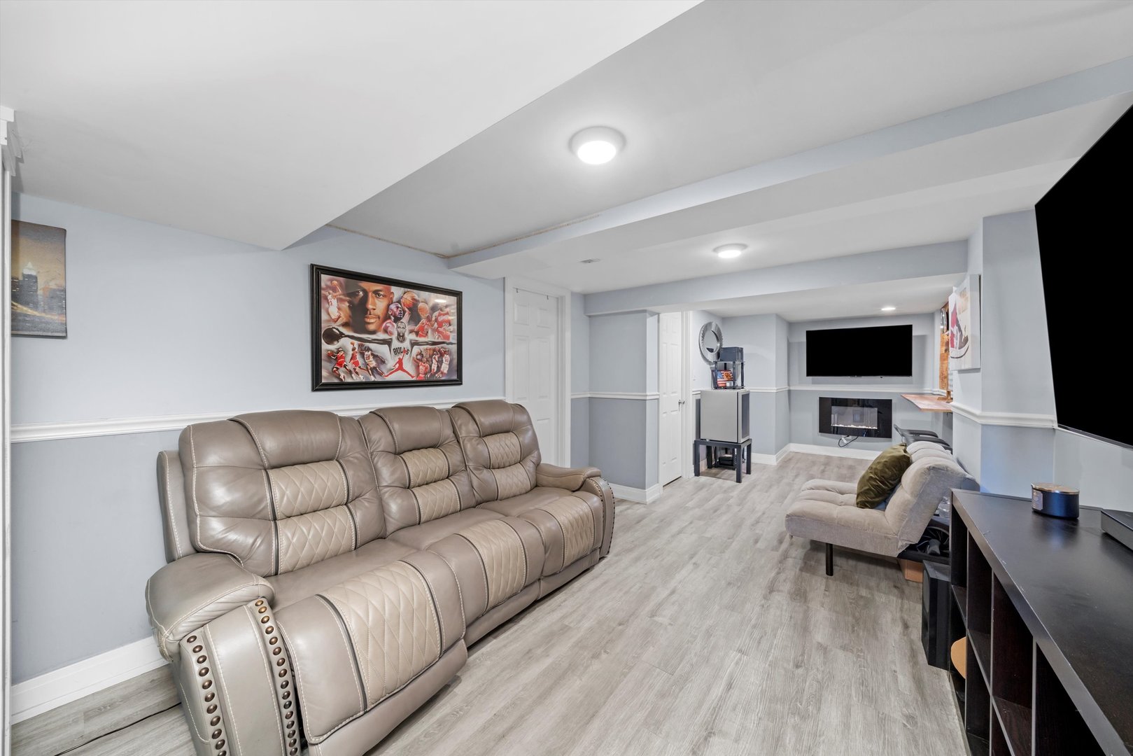 9002 S Morgan Street, Chicago, IL 60620