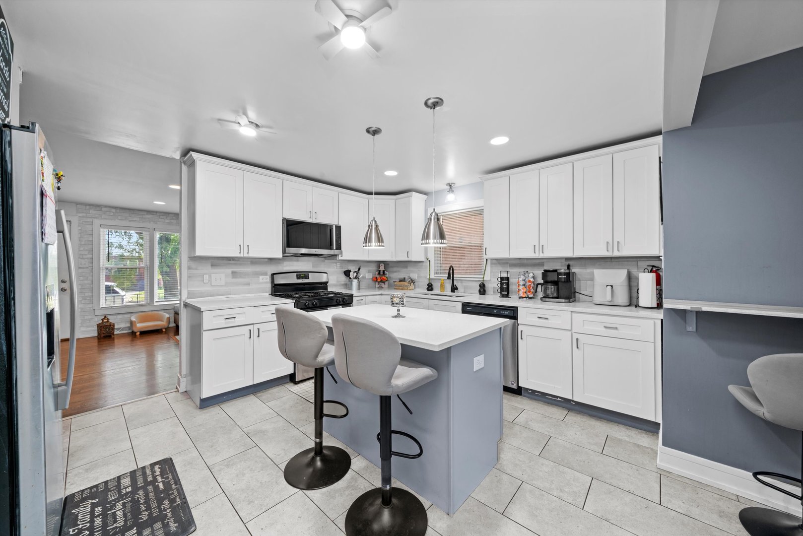 9002 S Morgan Street, Chicago, IL 60620