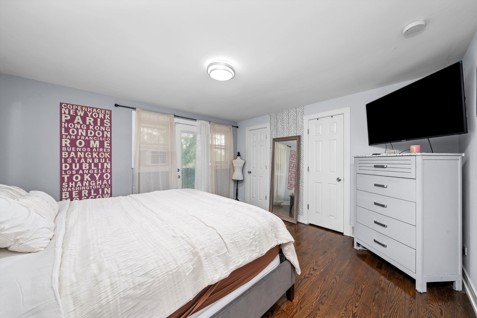 9002 S Morgan Street, Chicago, IL 60620