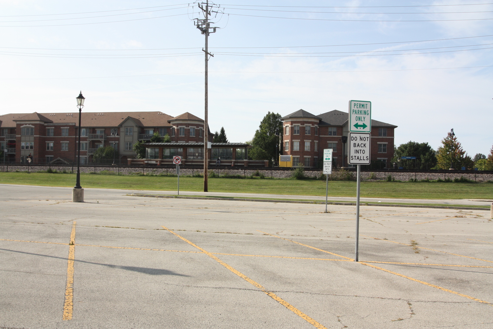 111 W Railroad Avenue, Bartlett, IL 60103