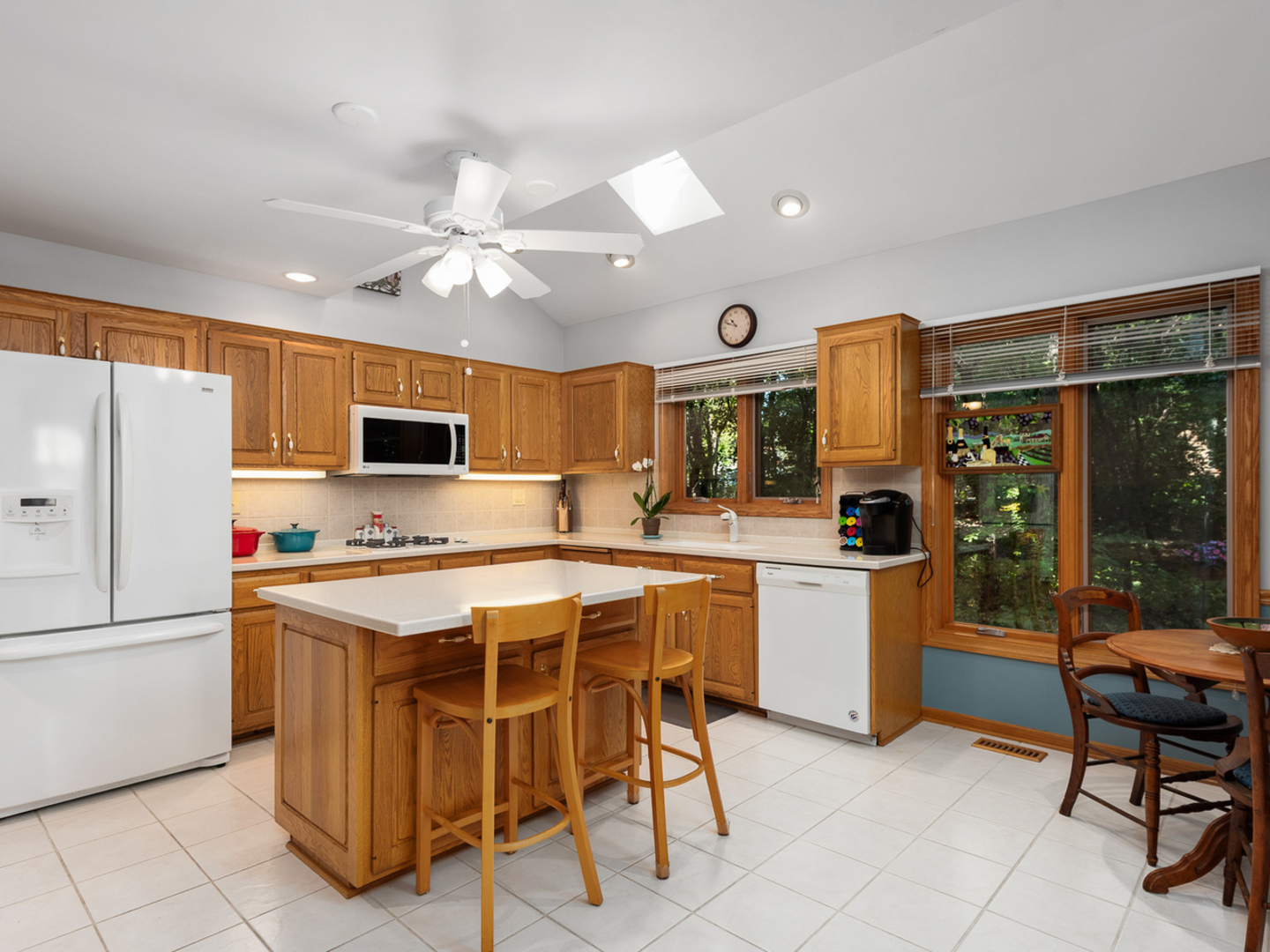 1148 Mistwood Lane, Downers Grove, IL 60515
