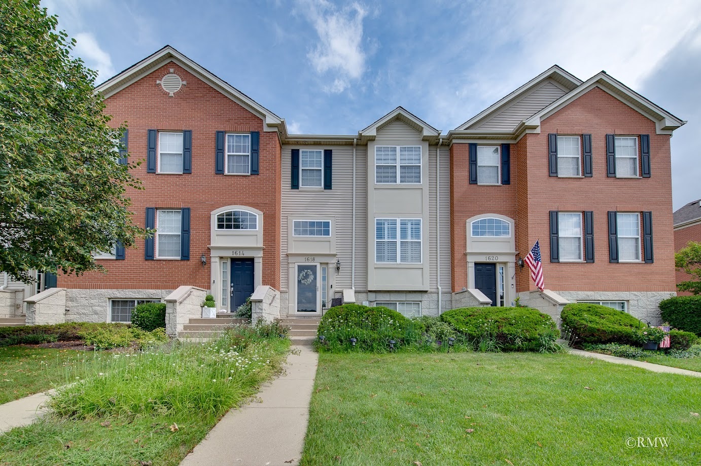 1618 Thornbury Drive #122-4, Bartlett, IL 60103