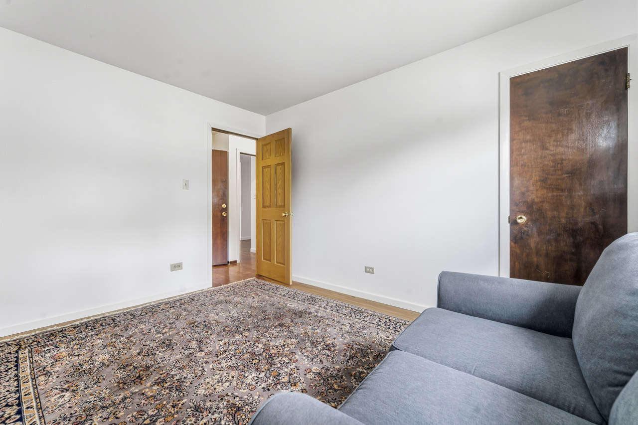 3206 Kingfisher Court, Rolling Meadows, IL 60008