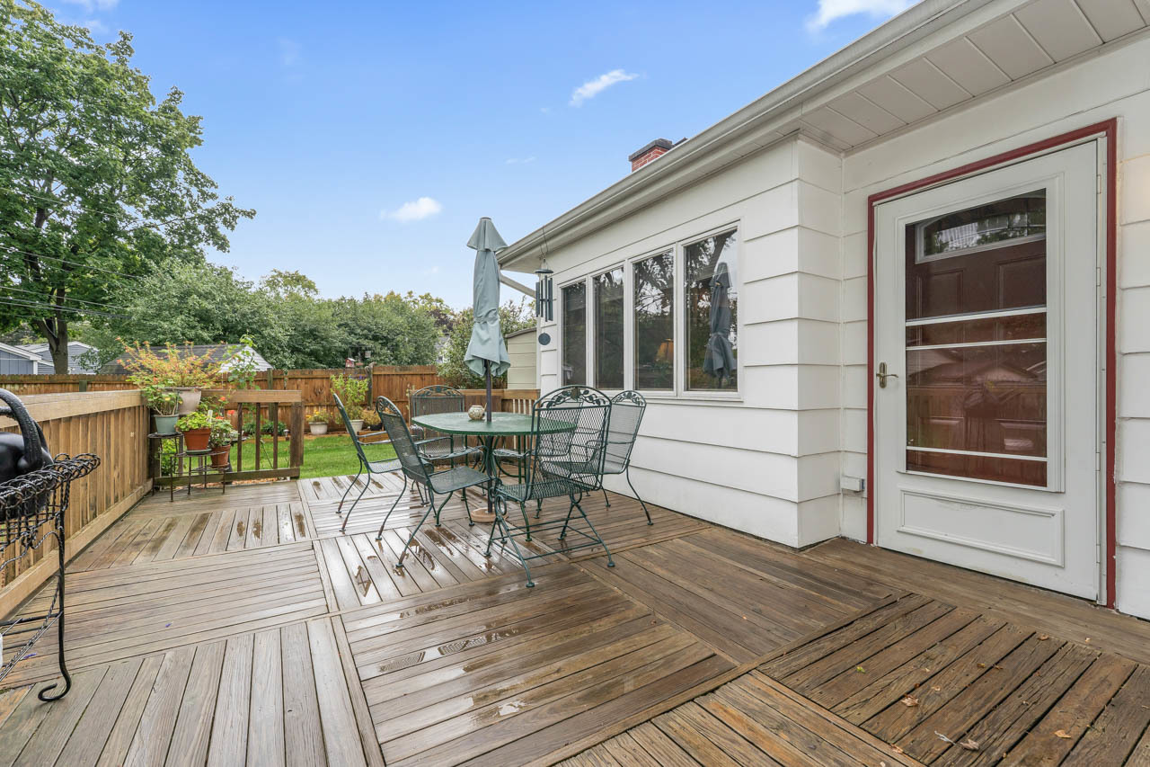 3206 Kingfisher Court, Rolling Meadows, IL 60008