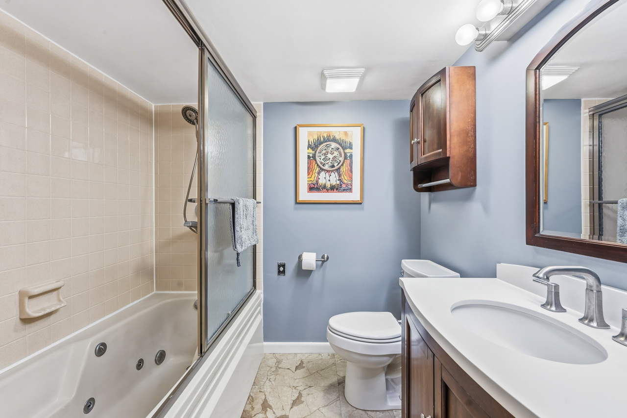 3206 Kingfisher Court, Rolling Meadows, IL 60008