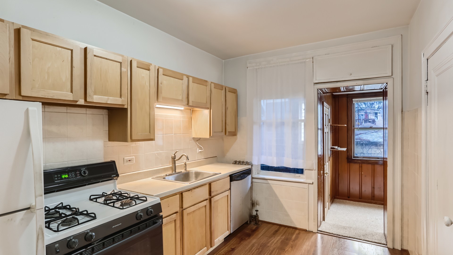3527 N Lowell Avenue #1S, Chicago, IL 60641