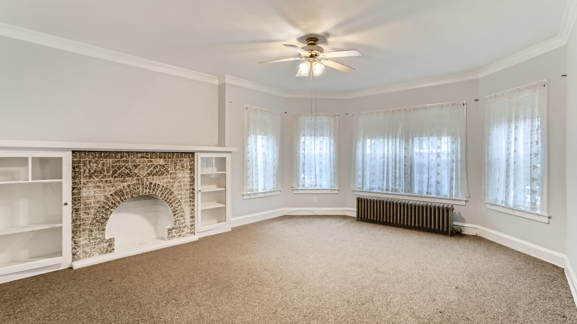 3527 N Lowell Avenue #1S, Chicago, IL 60641
