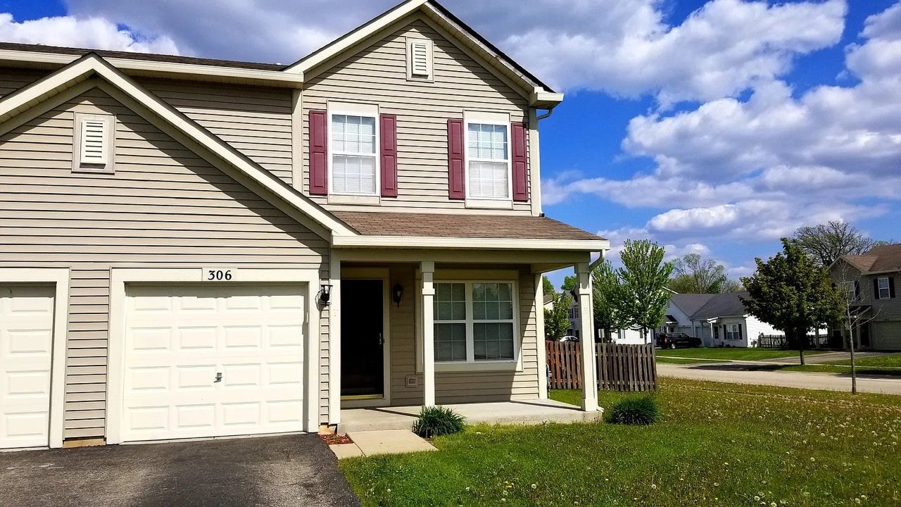 306 Waubonsee Drive, Plano, IL 60545
