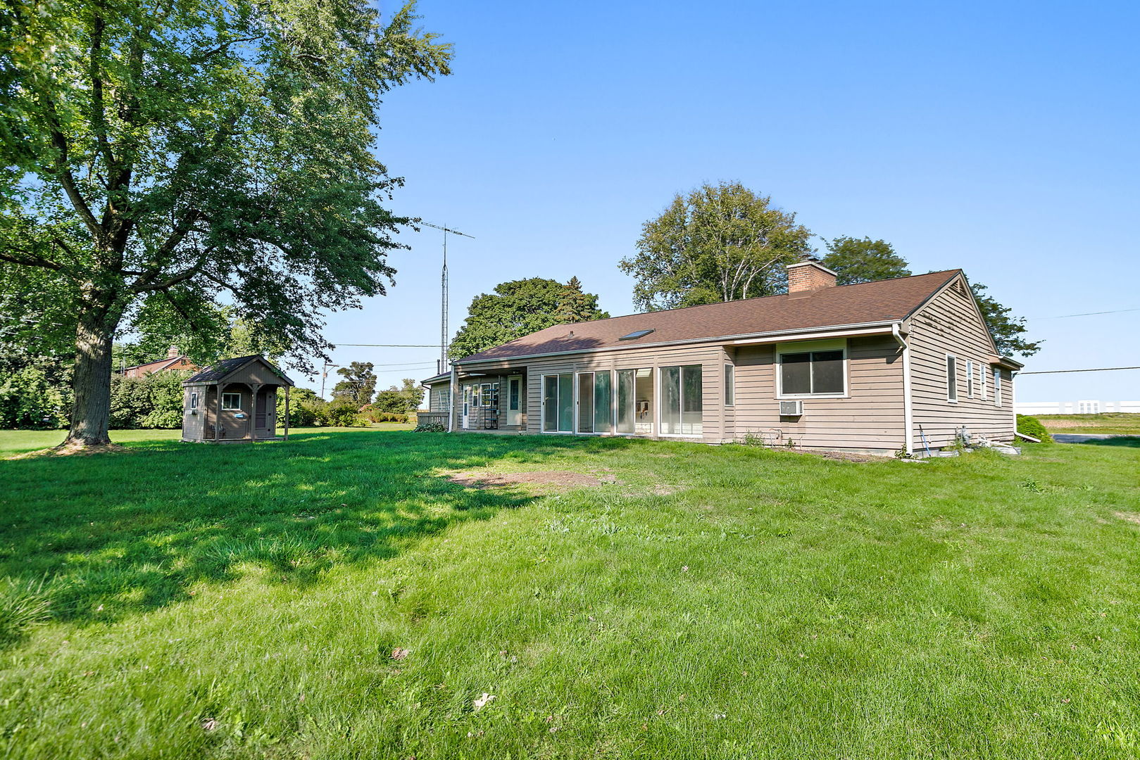 3011 S 4th Street, DeKalb, IL 60115
