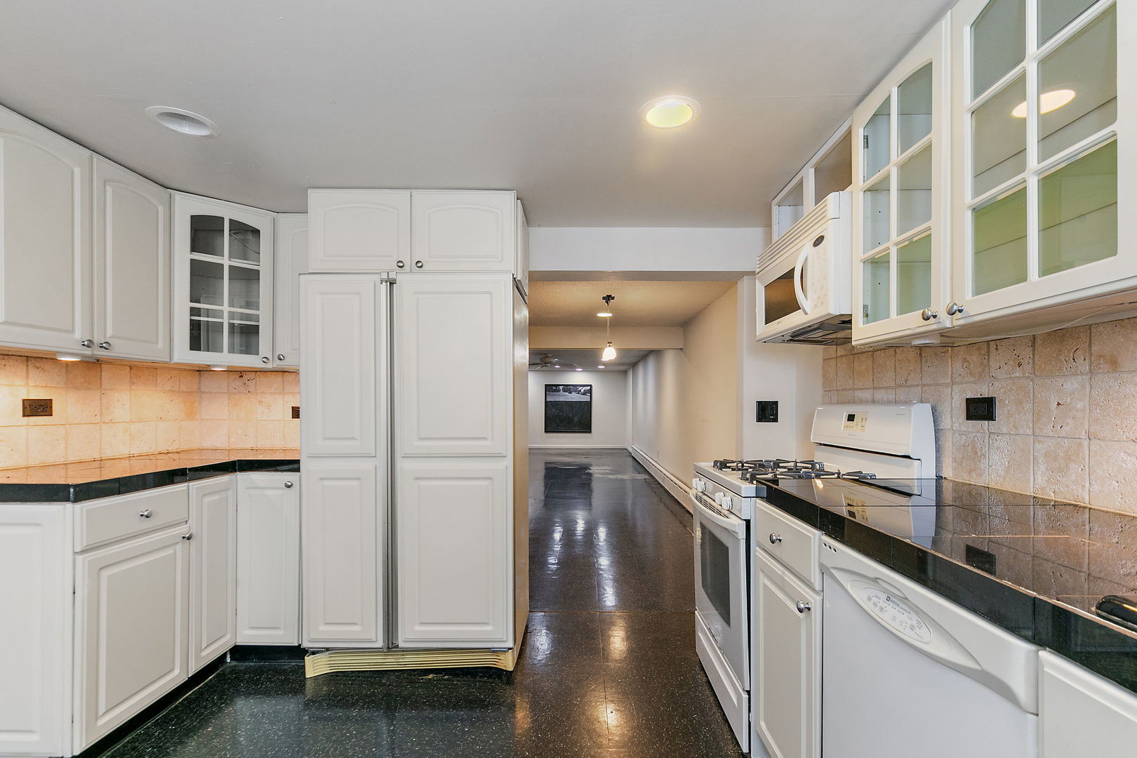 3011 S 4th Street, DeKalb, IL 60115