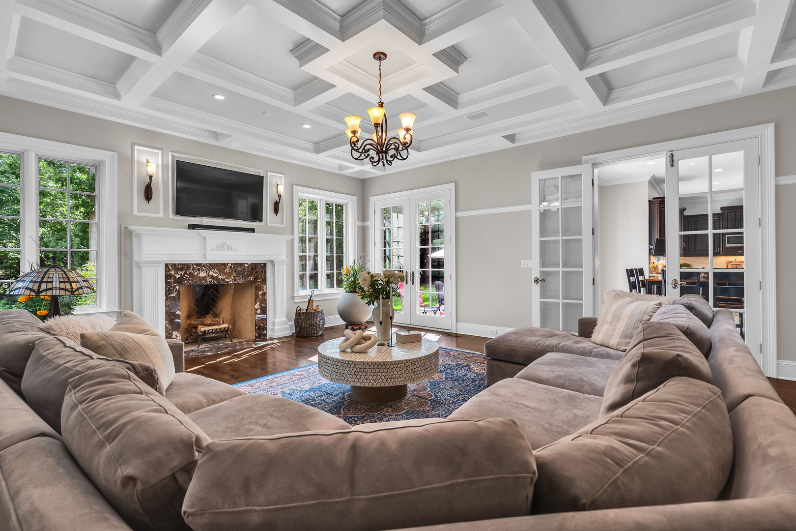 1401 W Everett Road, Lake Forest, IL 60045