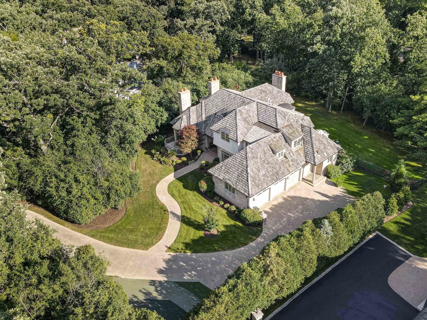 1401 W Everett Road, Lake Forest, IL 60045