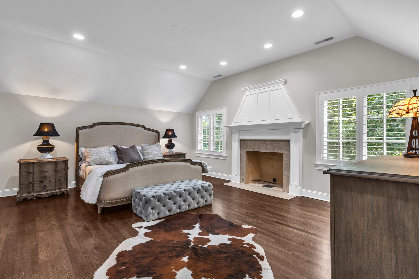 1401 W Everett Road, Lake Forest, IL 60045