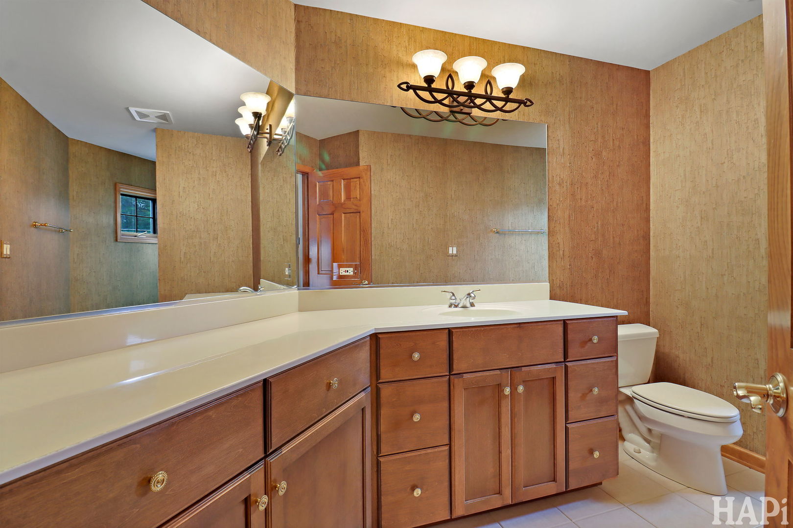 38856 N Cedar Crest Drive, Lake Villa, IL 60046