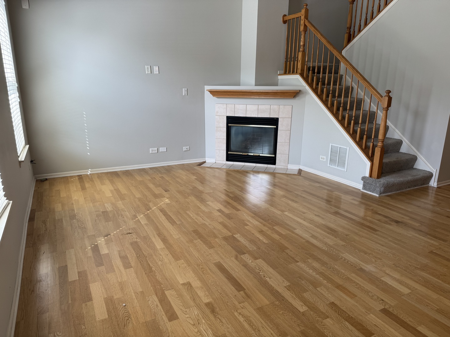 2554 Capitol Avenue, Aurora, IL 60503