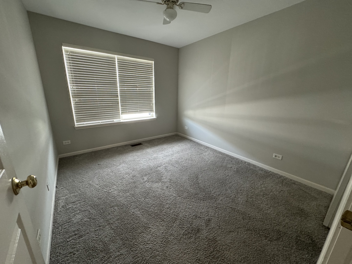 2554 Capitol Avenue, Aurora, IL 60503