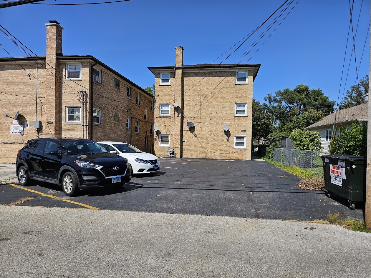 7511 W Fullerton Avenue #3S, Elmwood Park, IL 60707