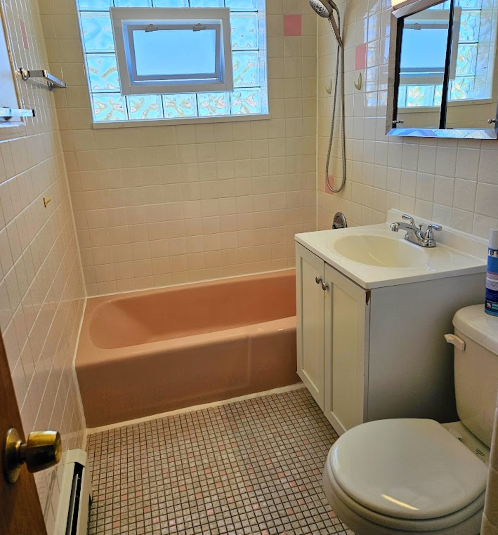 7511 W Fullerton Avenue #3S, Elmwood Park, IL 60707