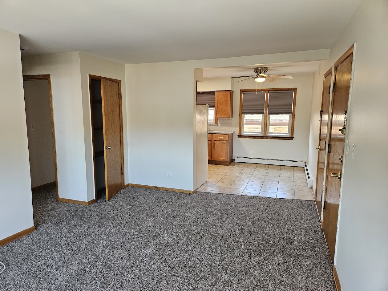 7511 W Fullerton Avenue #3S, Elmwood Park, IL 60707