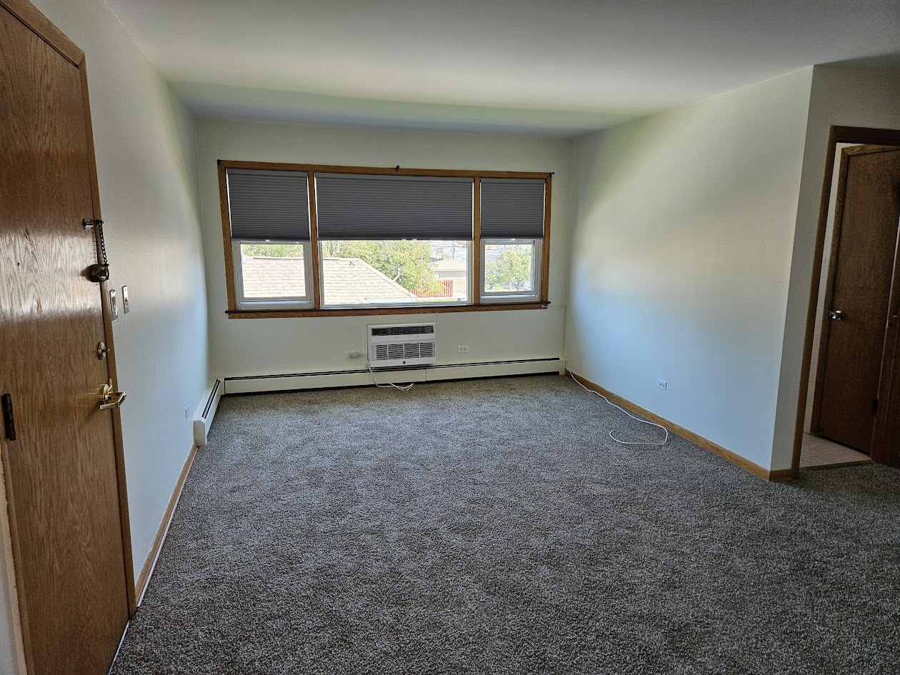 7511 W Fullerton Avenue #3S, Elmwood Park, IL 60707