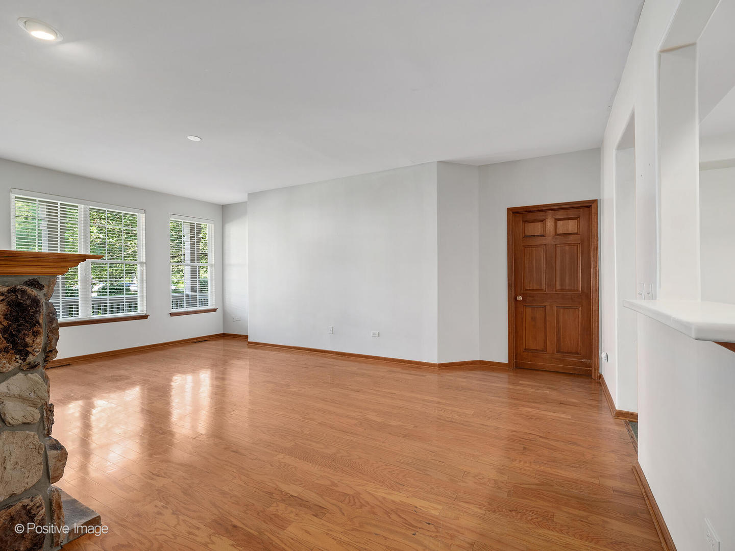 435 Commons Circle #Na, Clarendon Hills, IL 60514