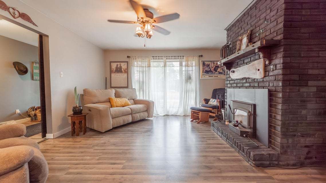 231 W 500, Valparaiso, IN 46385
