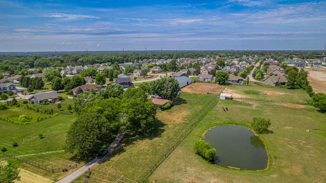 231 W 500, Valparaiso, IN 46385