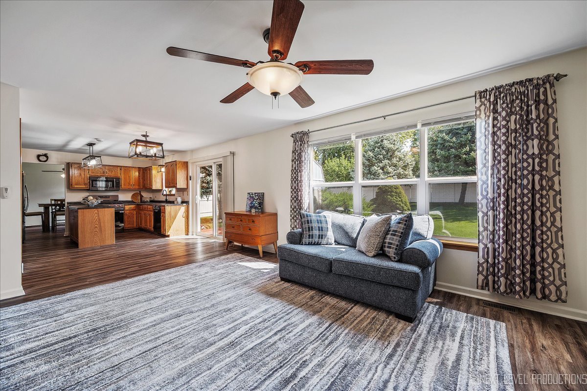 16453 Timberview Drive, Plainfield, IL 60586