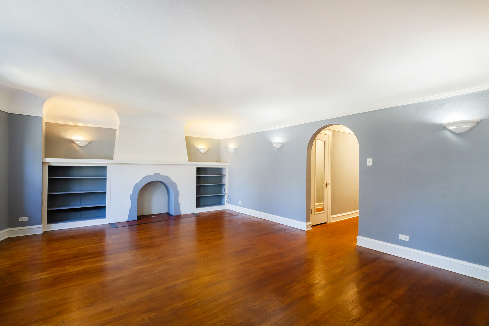 1133 E 81st Place #2, Chicago, IL 60619