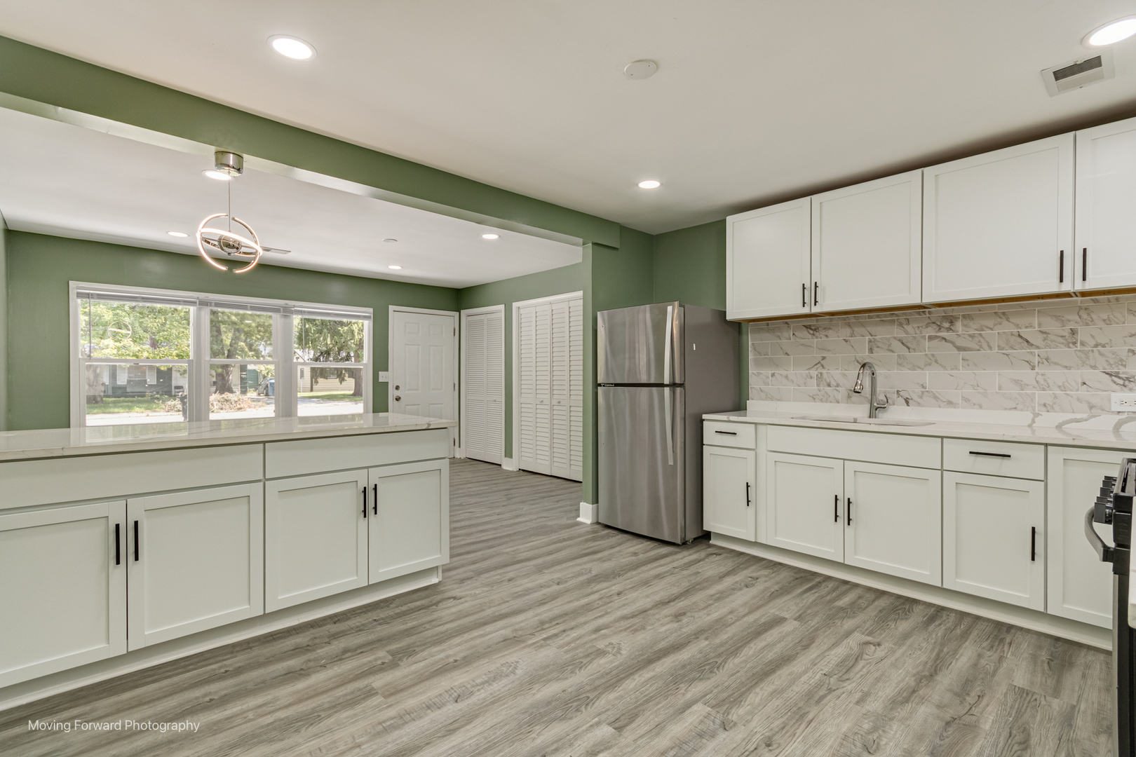 15804 Hoyne Avenue, Harvey, IL 60426