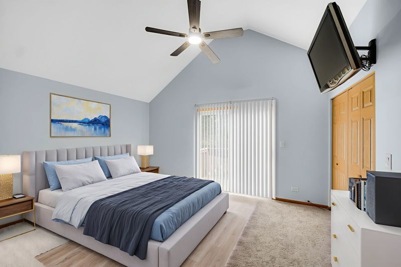 7015 S Indiana Avenue, Chicago, IL 60637