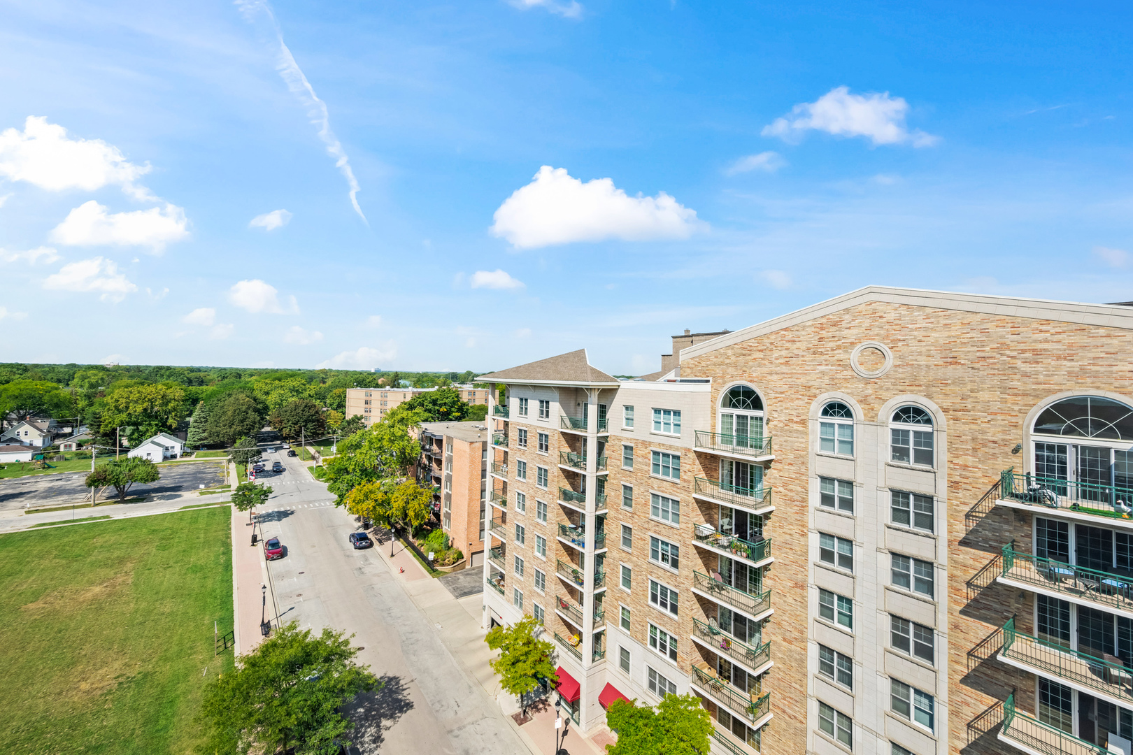 1 S Highland Avenue #800, Arlington Heights, IL 60005