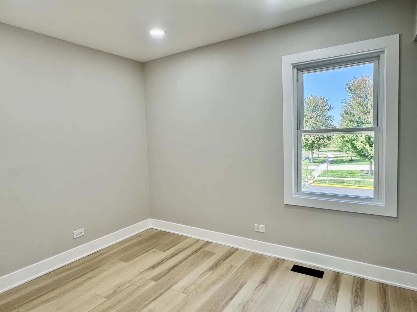 7741 W Kingston Drive, Frankfort, IL 60423
