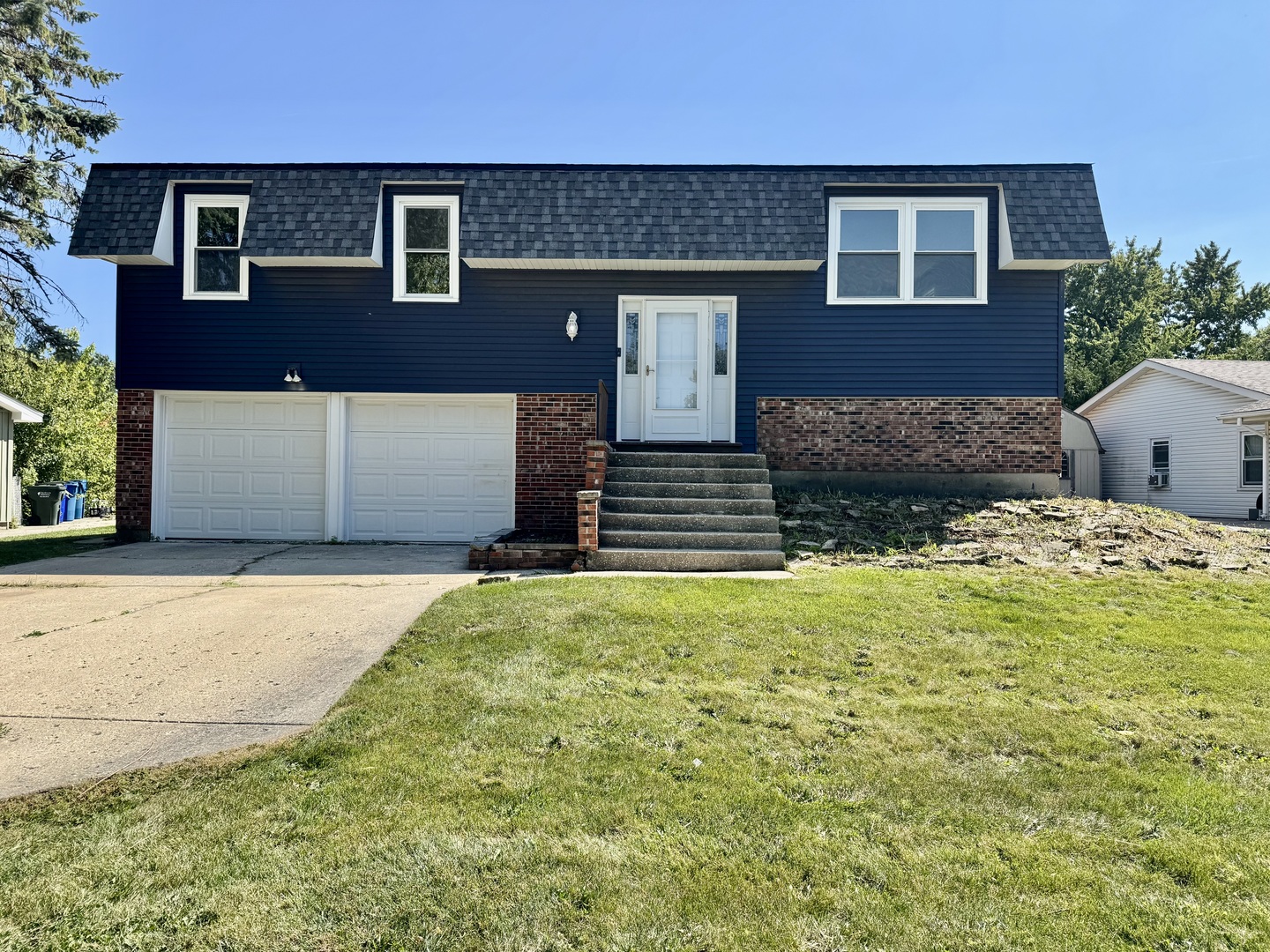 7741 W Kingston Drive, Frankfort, IL 60423