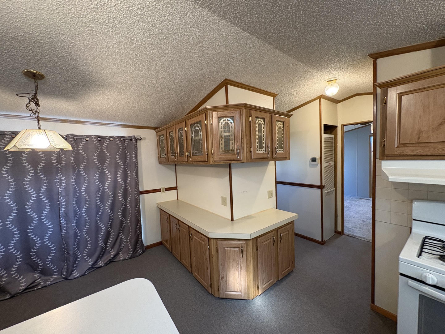 2211 Crestview Drive, Princeton, IL 61356