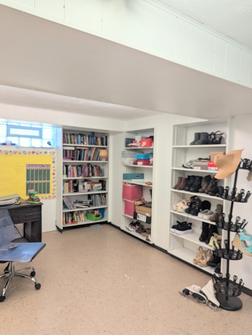 549 E 103rd Place, Chicago, IL 60628